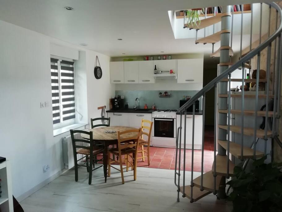 Charmante Maison De Village En Val De Loire Rivarennes  Eksteriør billede